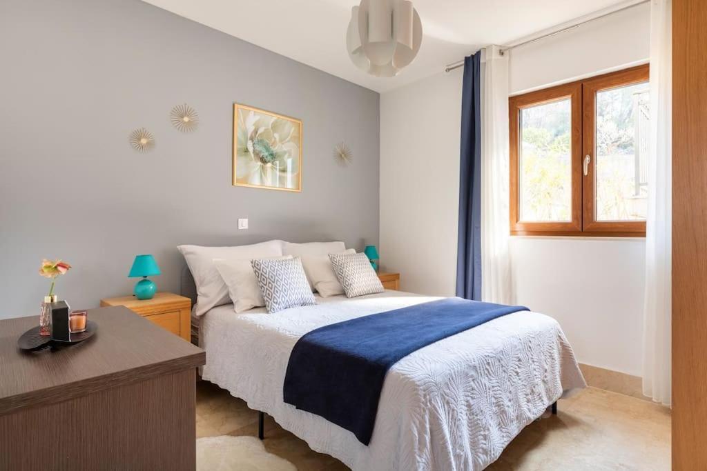 Seaesta Apartment Pool And Beach 슬라티네 외부 사진
